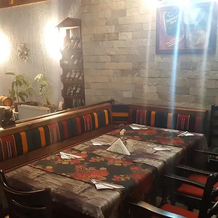 Brown شقة